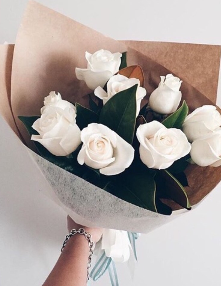 We heart it social media picture