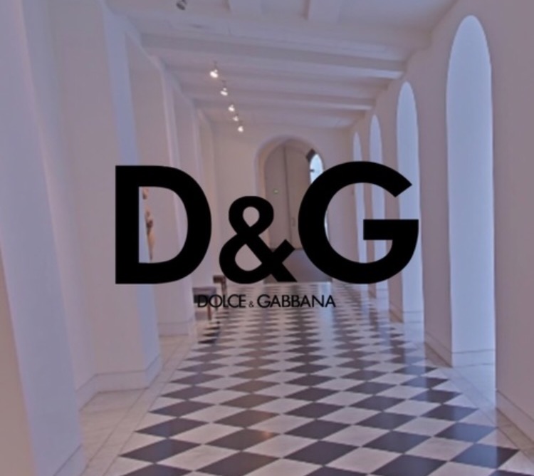 We heart it social media picture