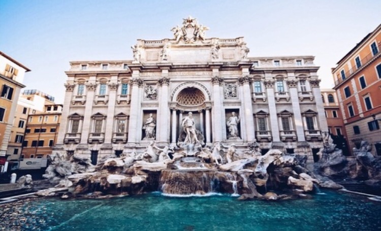 We heart it social media picture