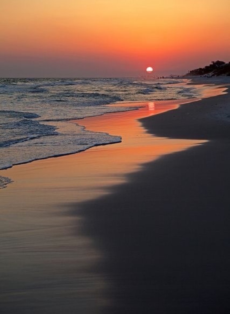 We heart it social media picture