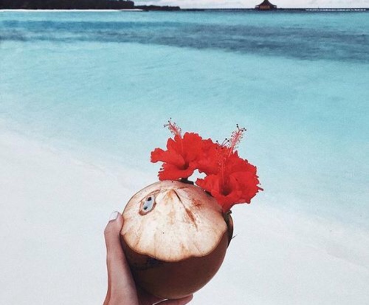 We heart it social media picture