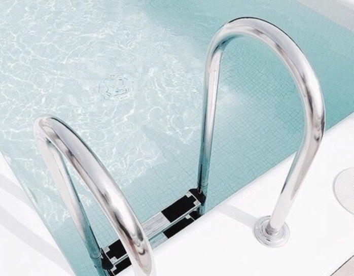 We heart it social media picture