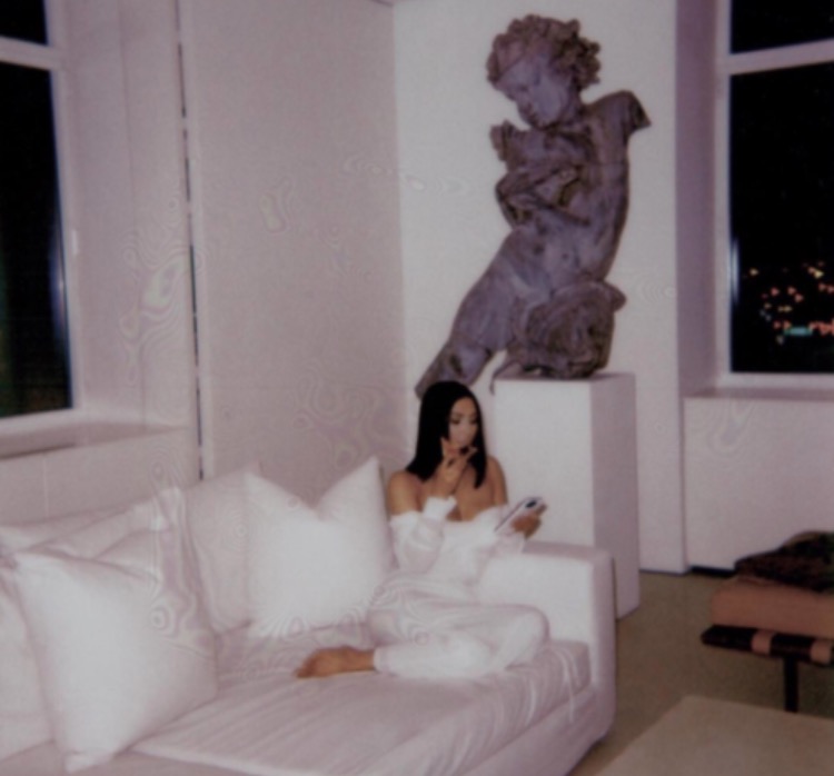 we heart it social media picture