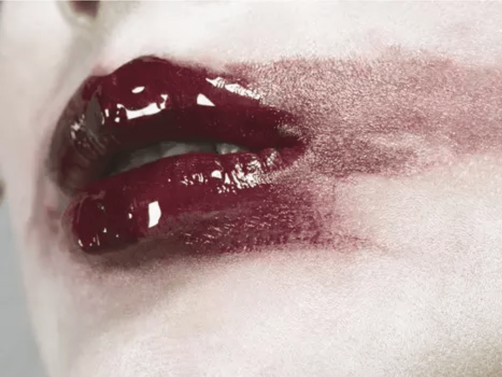 Fall color lip stains on the latte&nbsp;cup