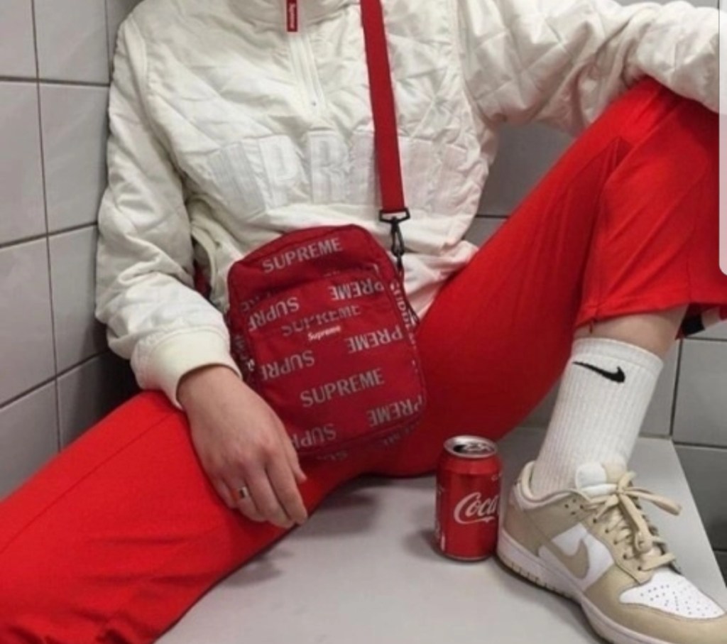 We heart it social media picture