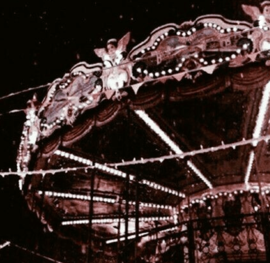 We heart it social media picture