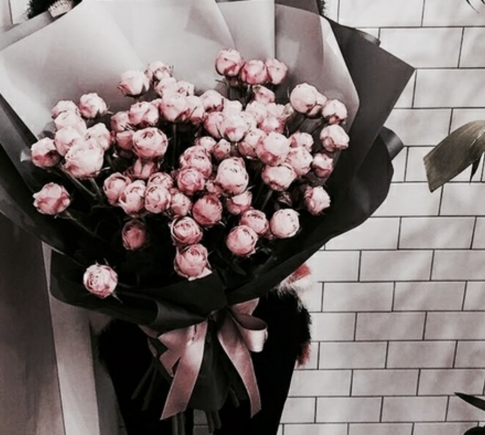 We heart it social media picture