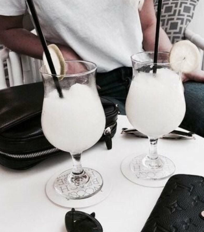 We heart it social media picture