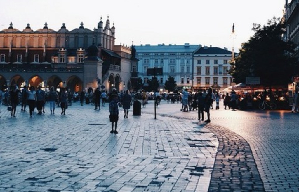 We heart it social media picture of