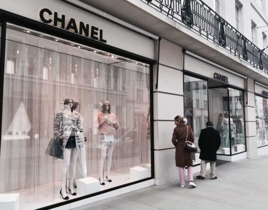 We heart it social media picture