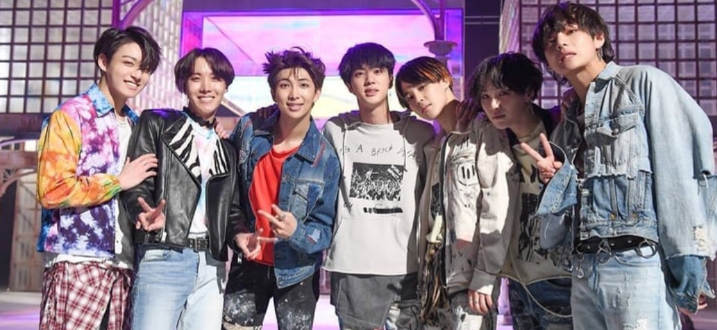 We heart it social media picture 