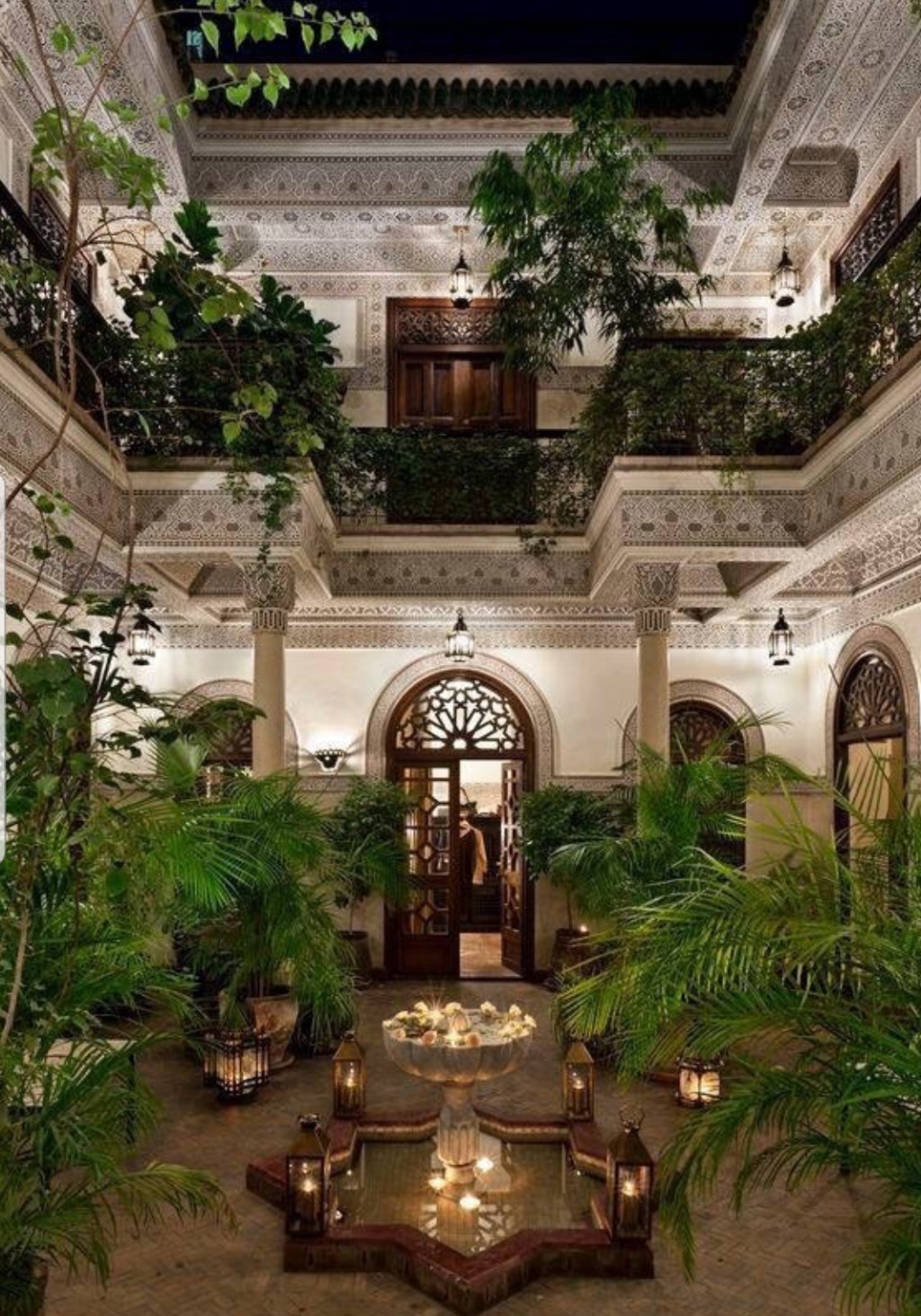 We heart it social media picture