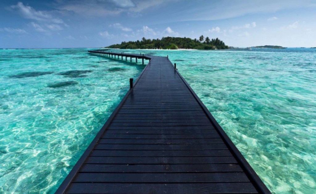 We heart it social media picture