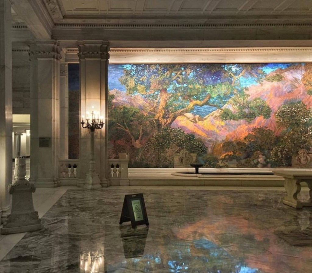 We heart it social media picture