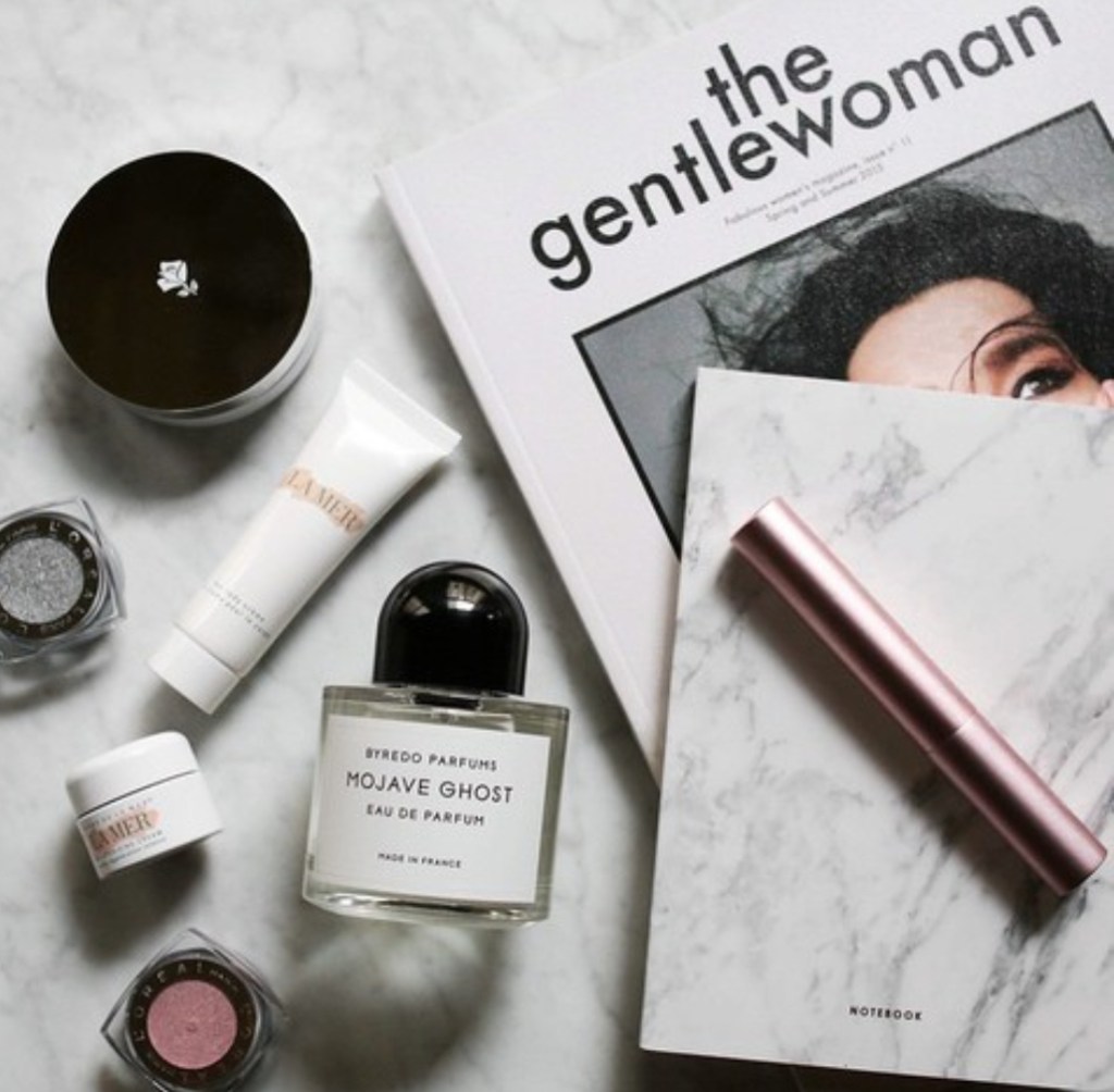 We heart it social media picture